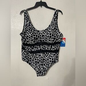 SUN & SEA swimwear size 22